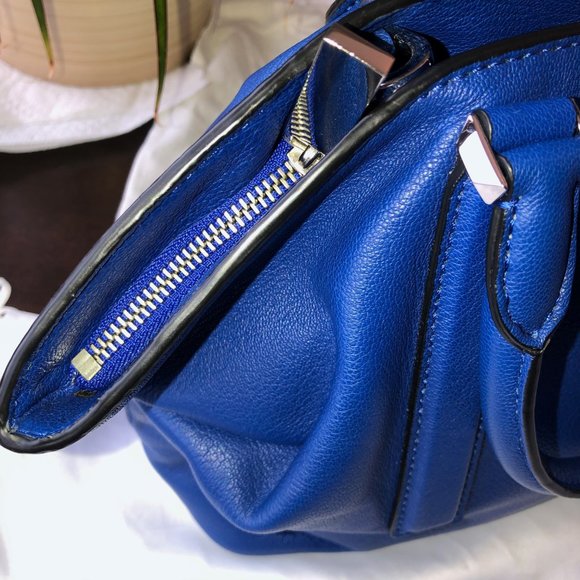 MICHAEL KORS COLLECTION Lexi Satchel - Picture 5 of 7